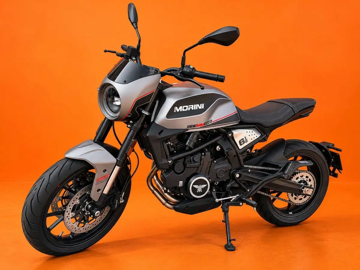 Moto Morini SEIEMMEZZO STR (2022 - 26) (4)