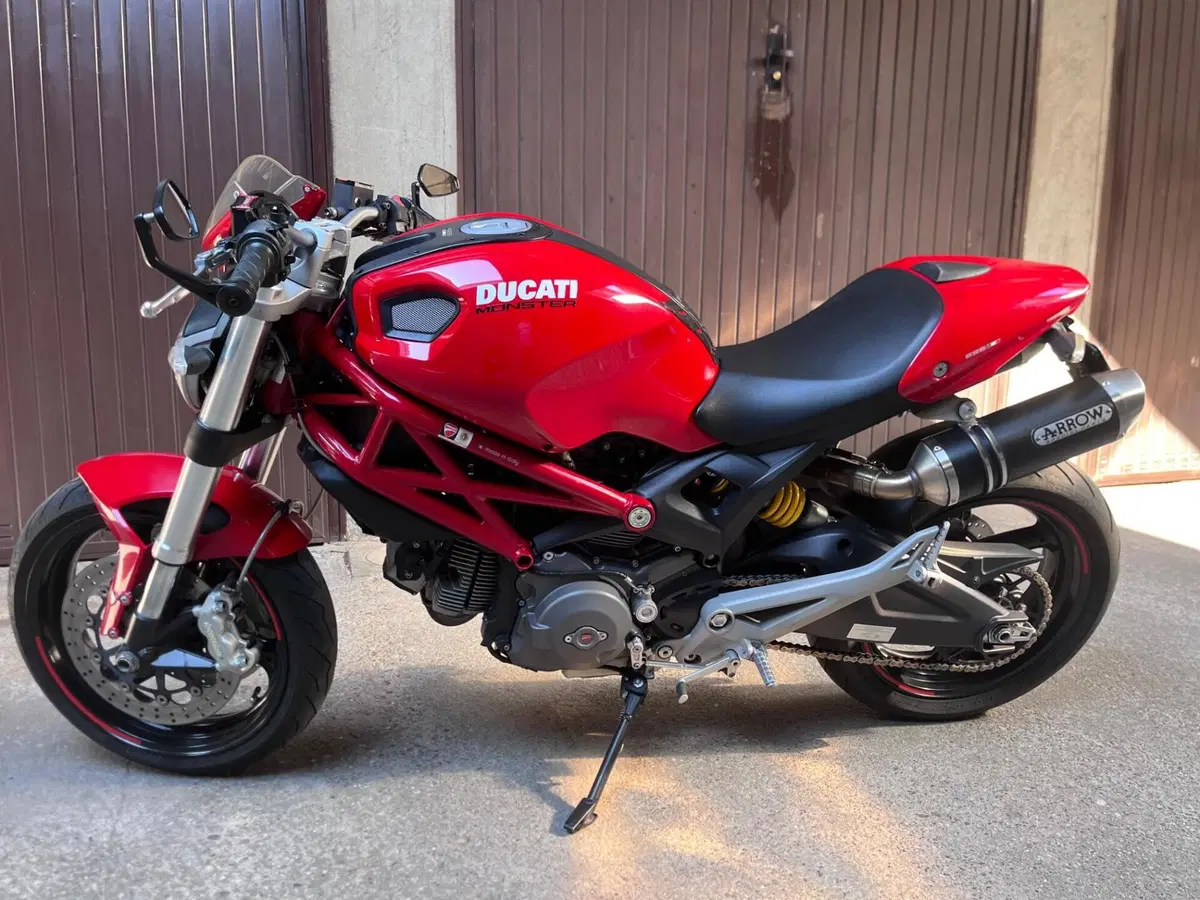 Ducati Monster 696 Plus (2007 - 14)
