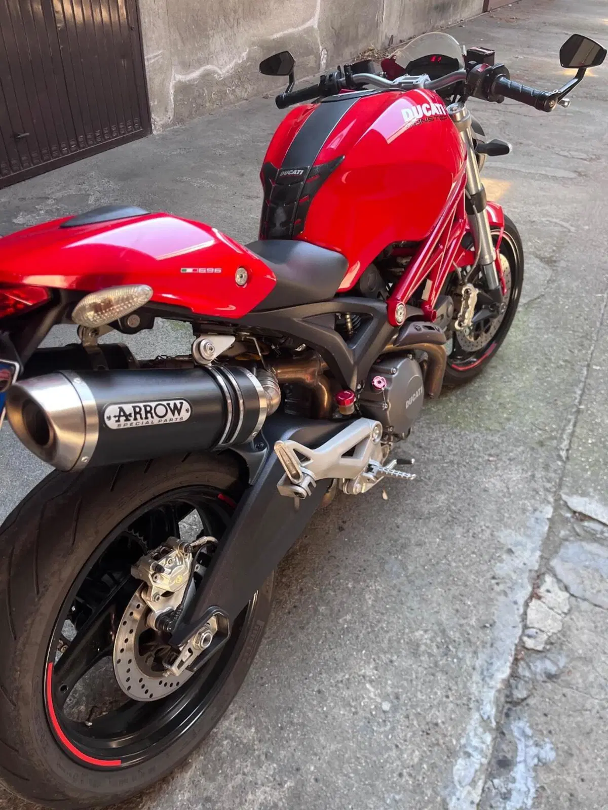 Ducati Monster 696 Plus (2007 - 14) (3)