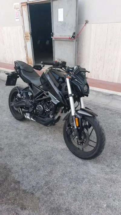 Voge Brivido 125R (2023 - 26) usata