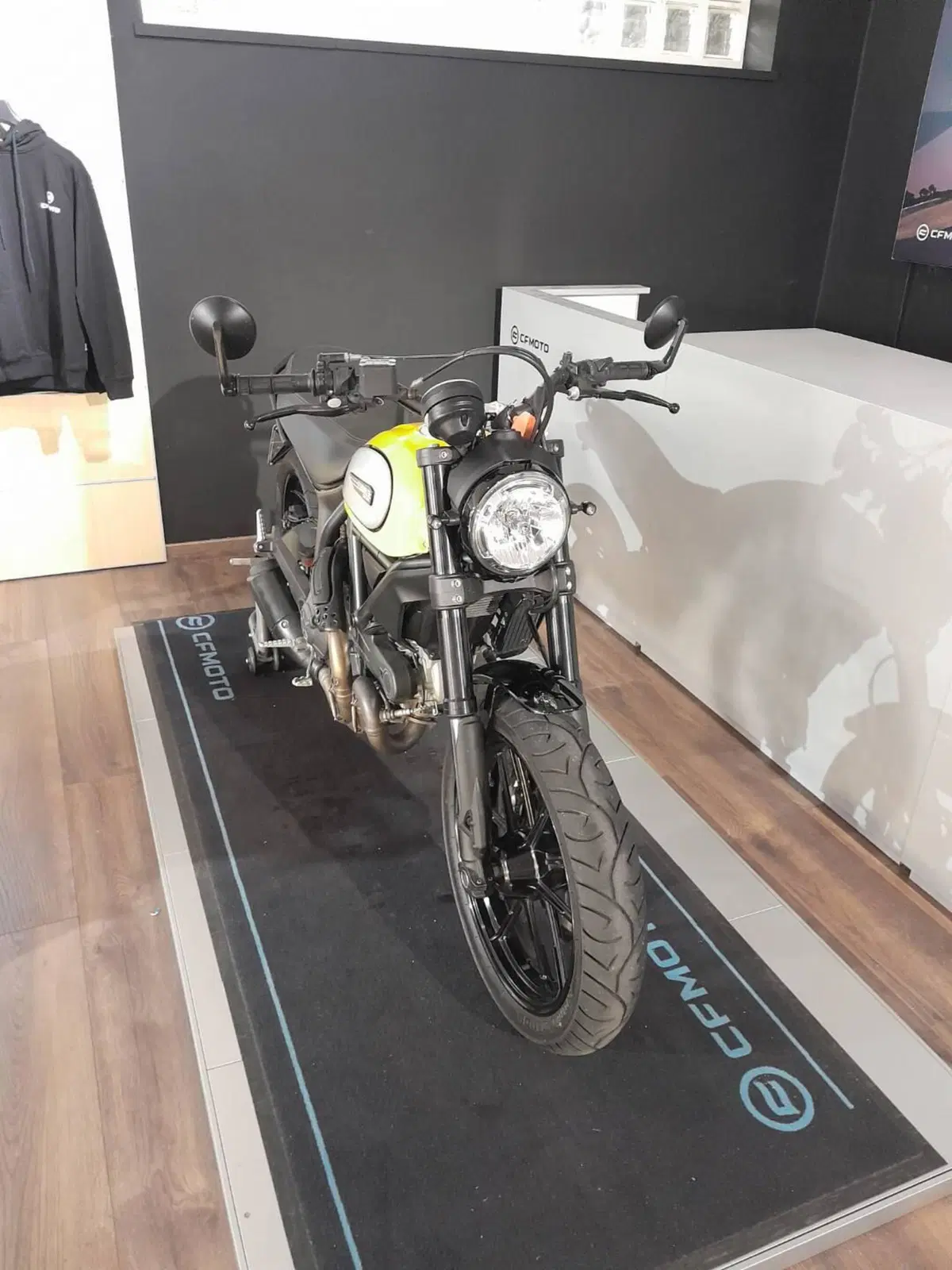 Ducati Scrambler 800 Icon (2015 - 16) (2)
