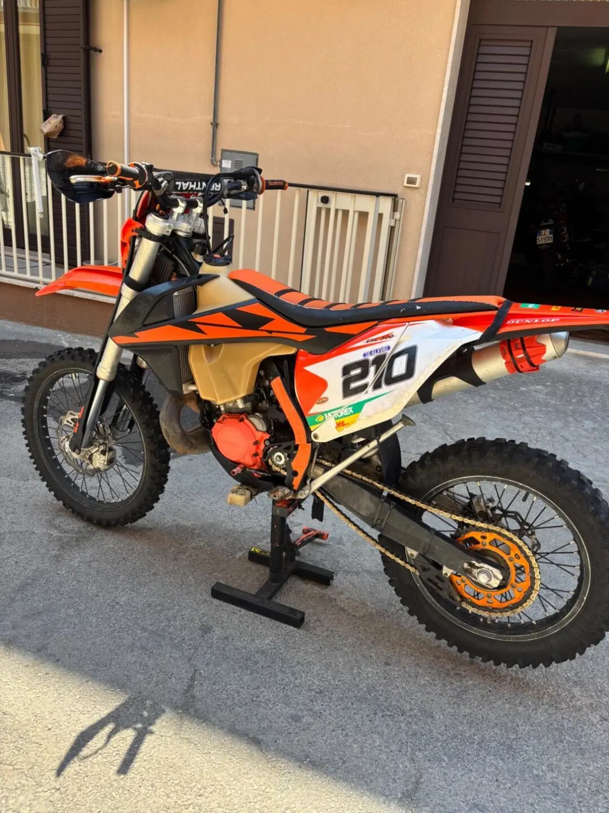 KTM 300 EXC E TPI (2018) (2)