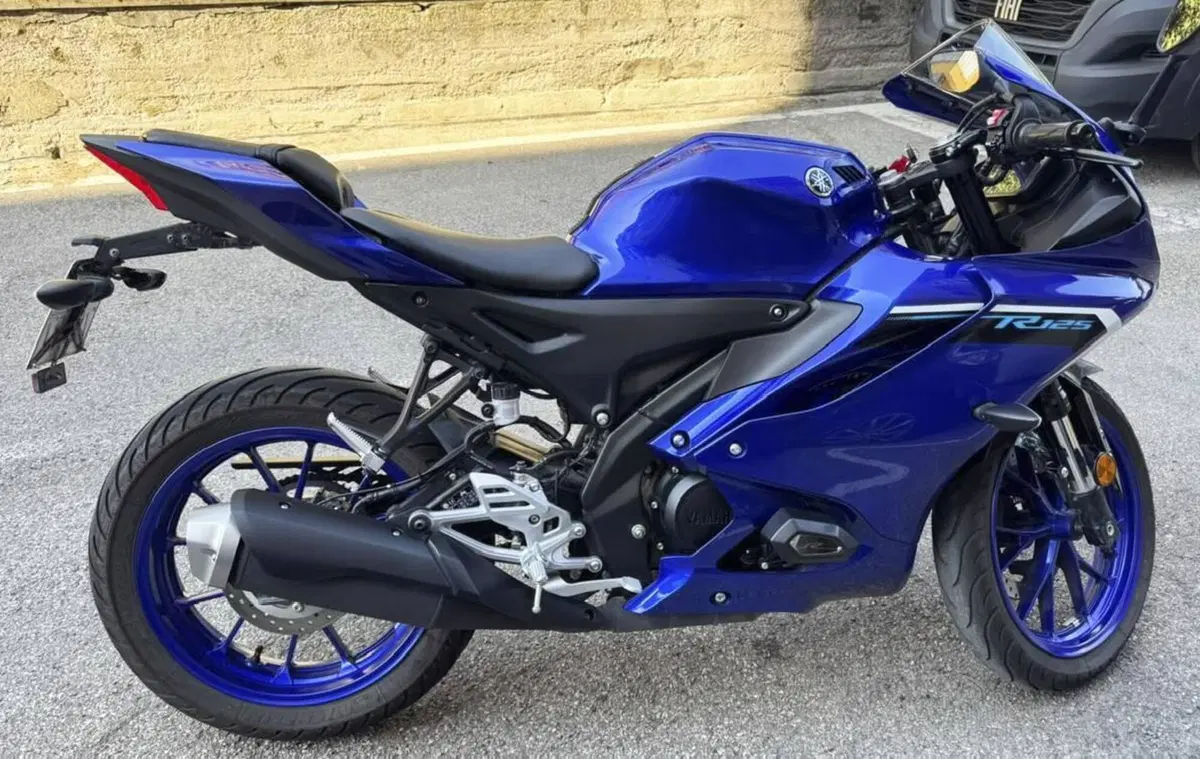 Yamaha YZF R125 (2023 - 26) (2)