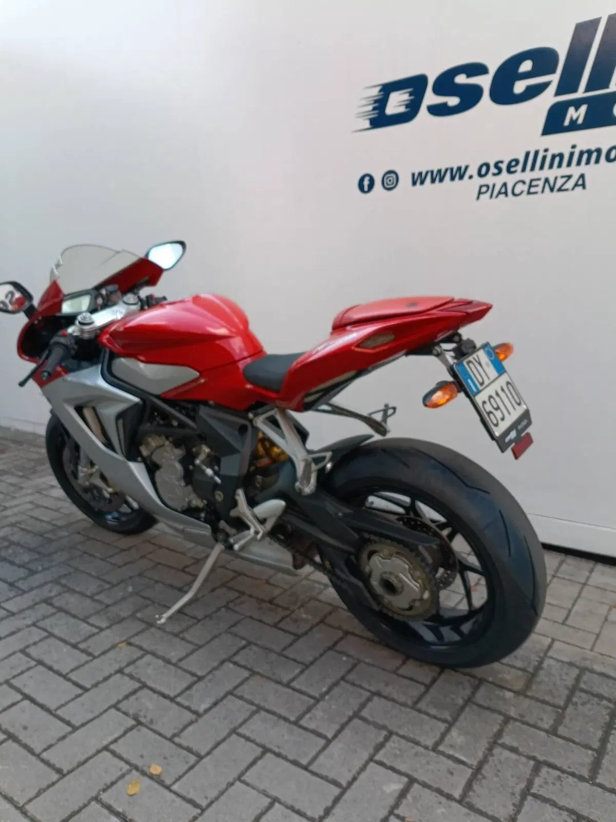 MV Agusta F3 675 (2011 - 15) (6)