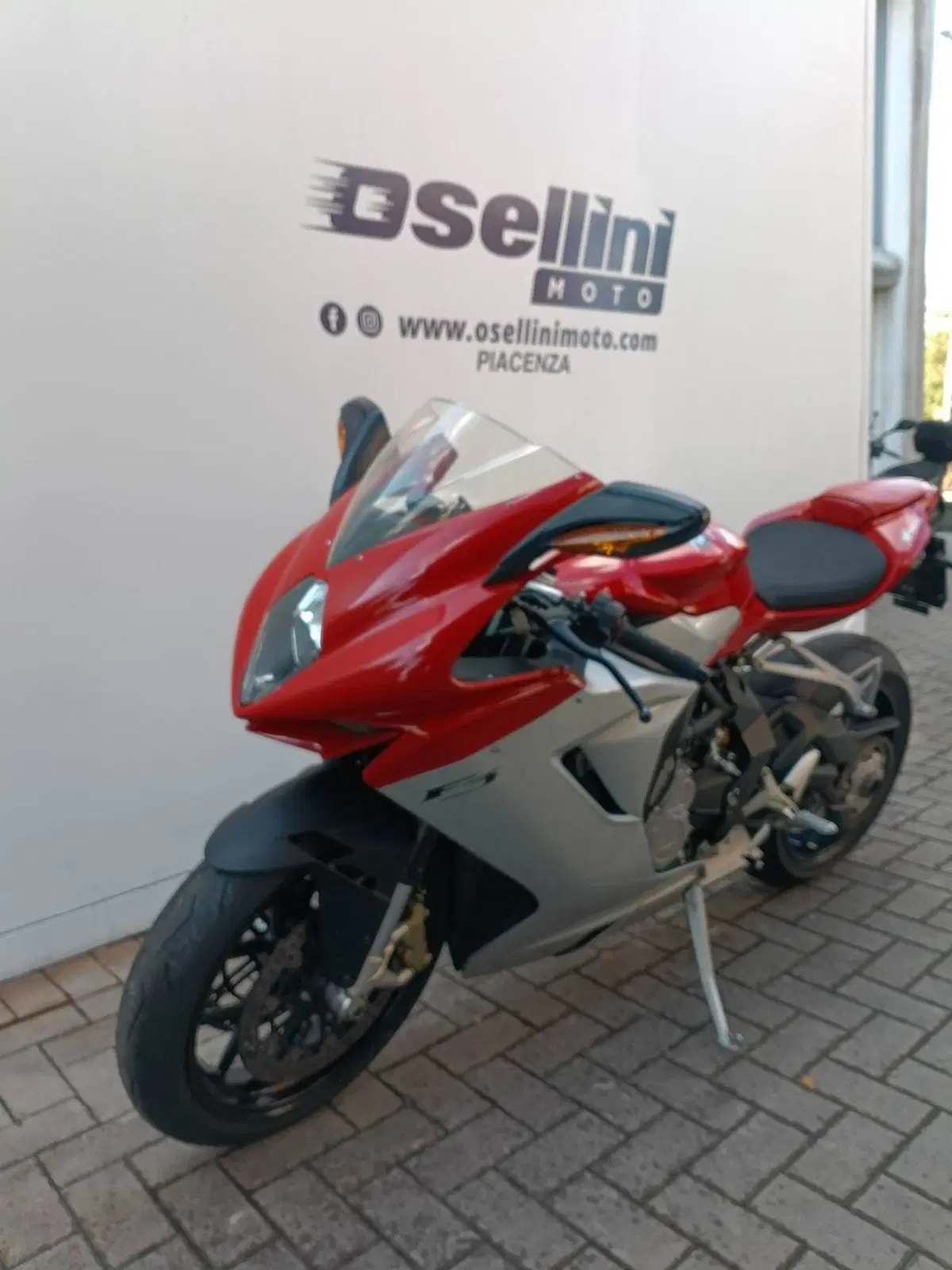 MV Agusta F3 675 (2011 - 15) (8)