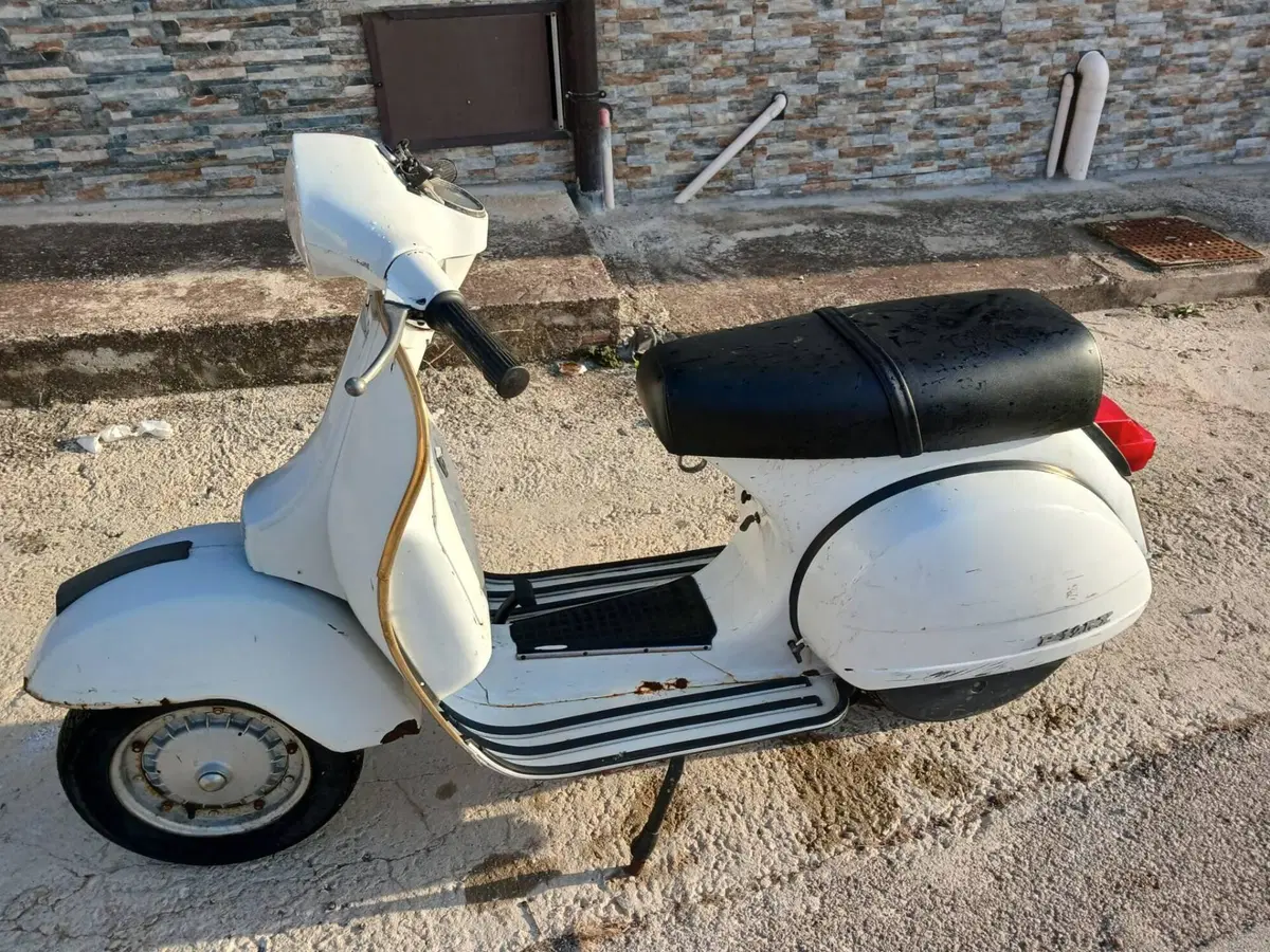 Piaggio Vespa  (5)