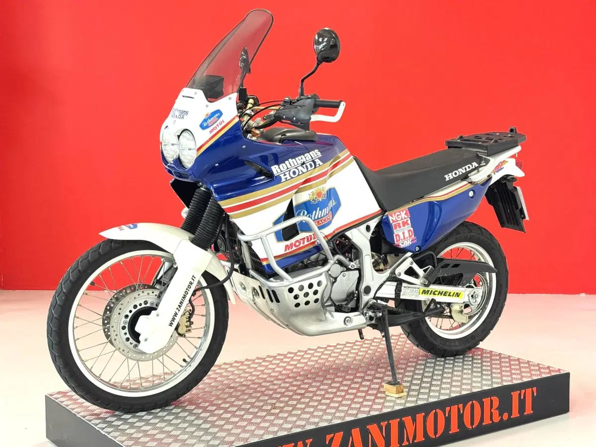 Honda Africa Twin XRV 750 (1996 - 02) (4)