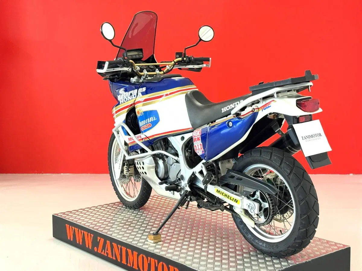Honda Africa Twin XRV 750 (1996 - 02) (6)