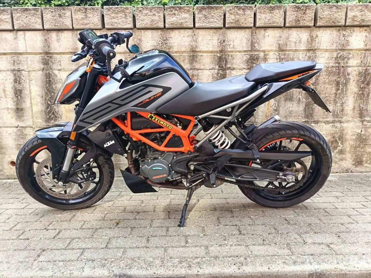 KTM 125 Duke (2021 - 23) (2)