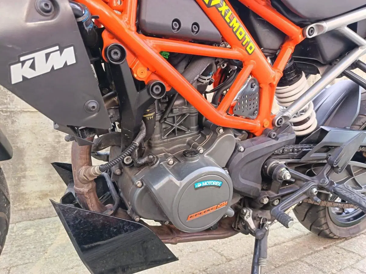 KTM 125 Duke (2021 - 23) (7)