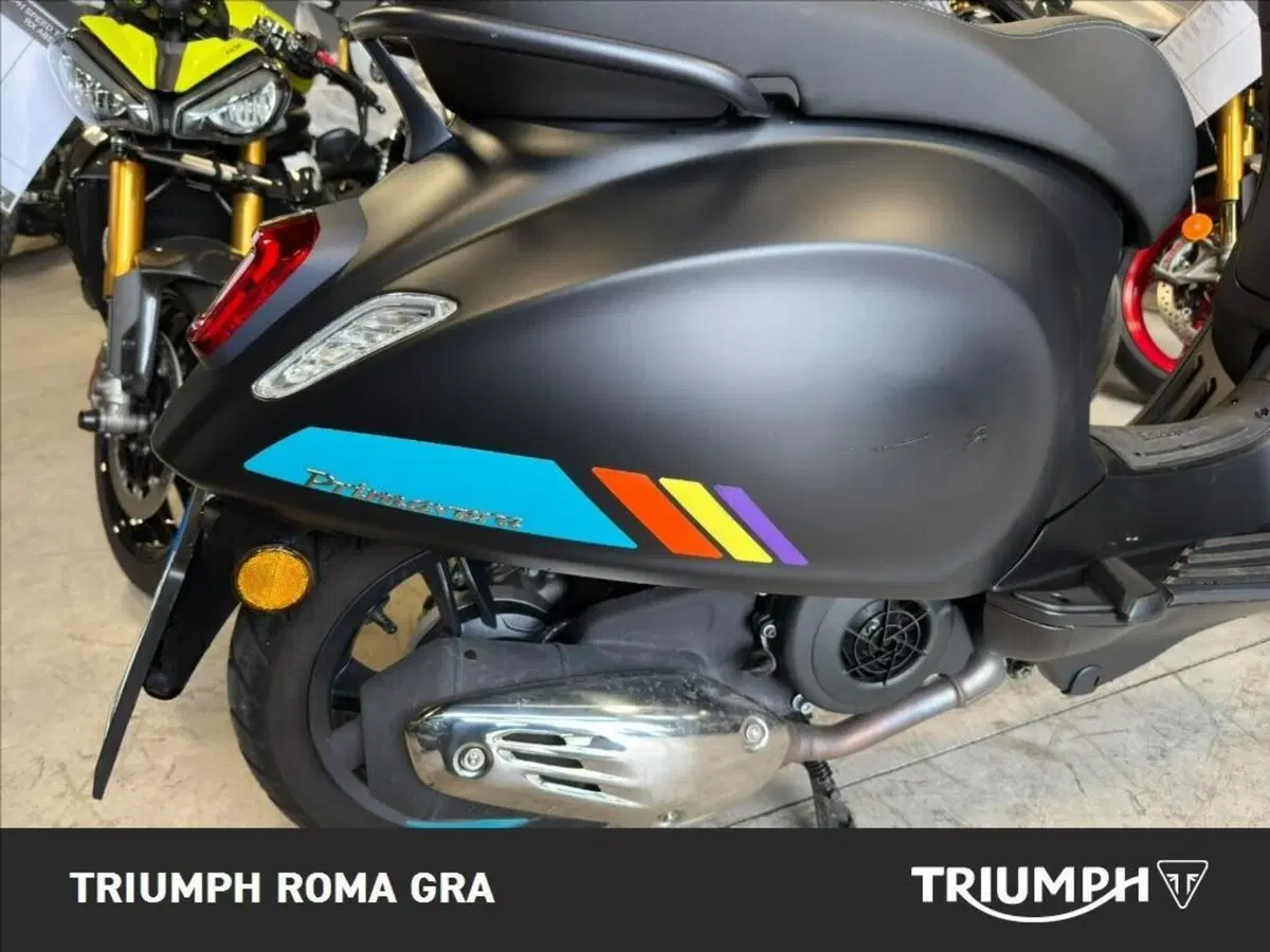 Vespa Primavera 150 3V ie Sport ABS (2021 - 22) (5)