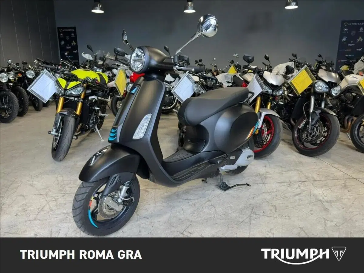 Vespa Primavera 150 3V ie Sport ABS (2021 - 22) (2)