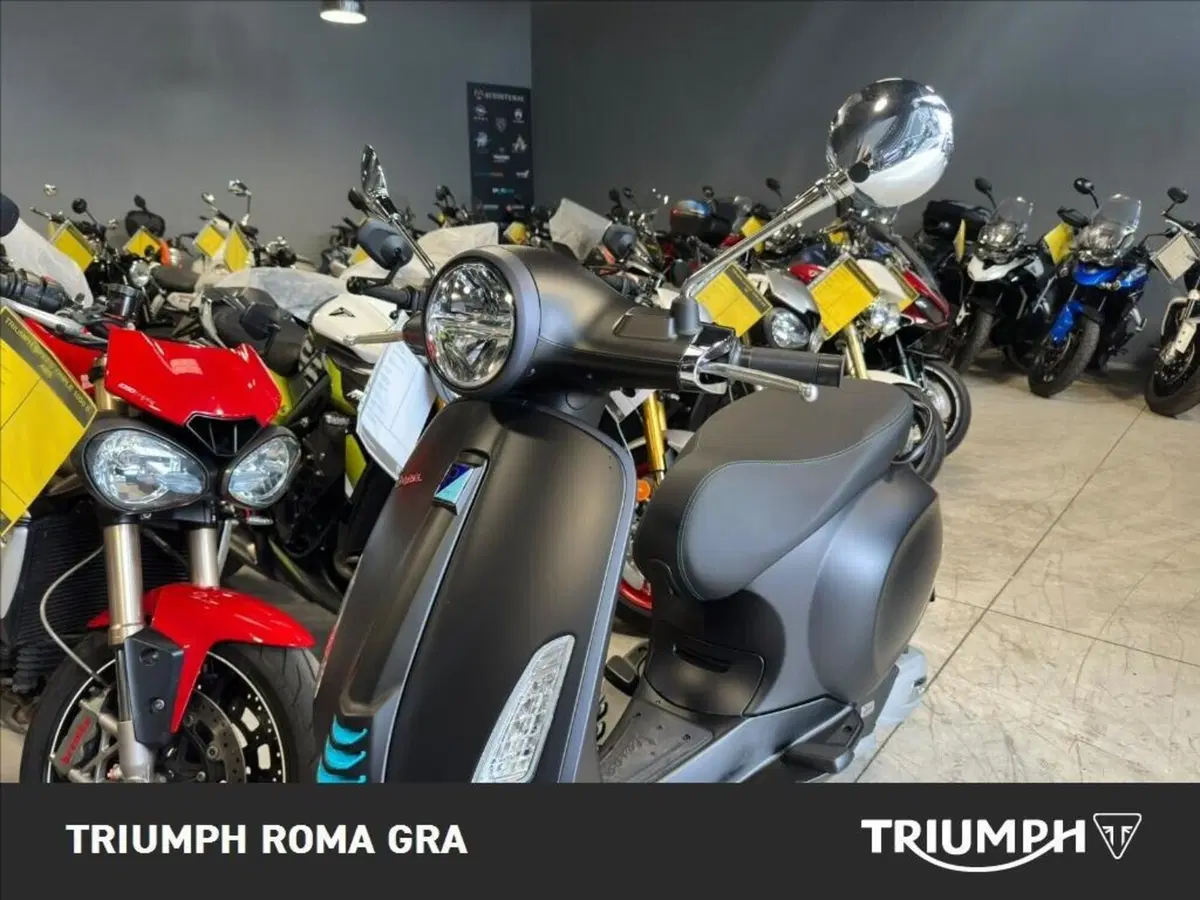 Vespa Primavera 150 3V ie Sport ABS (2021 - 22) (11)