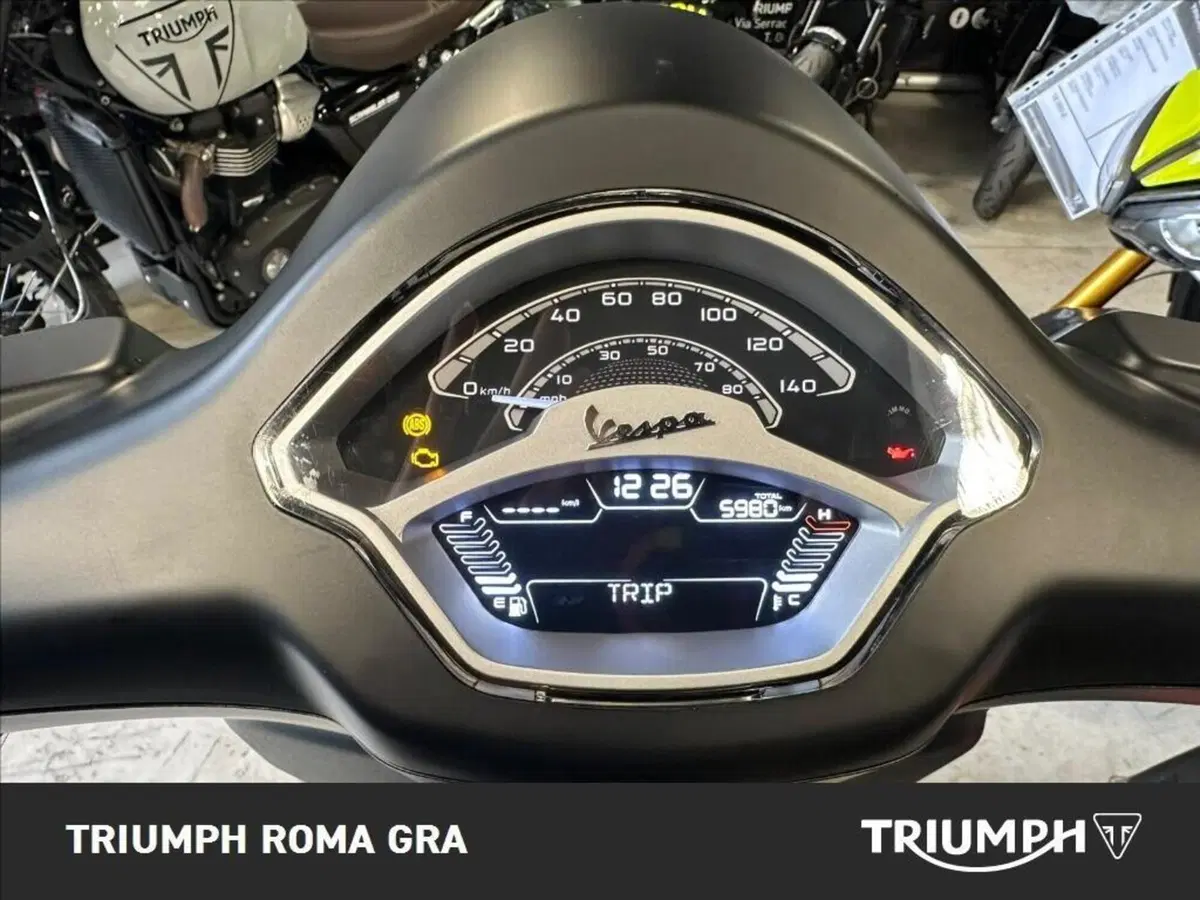 Vespa Primavera 150 3V ie Sport ABS (2021 - 22) (4)