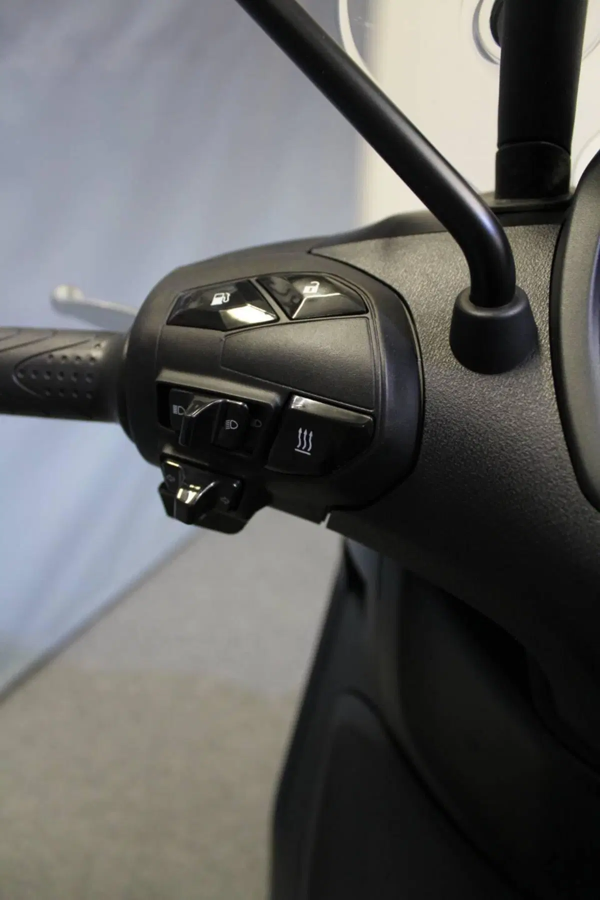 Piaggio Beverly 400 (2025 - 26) (8)