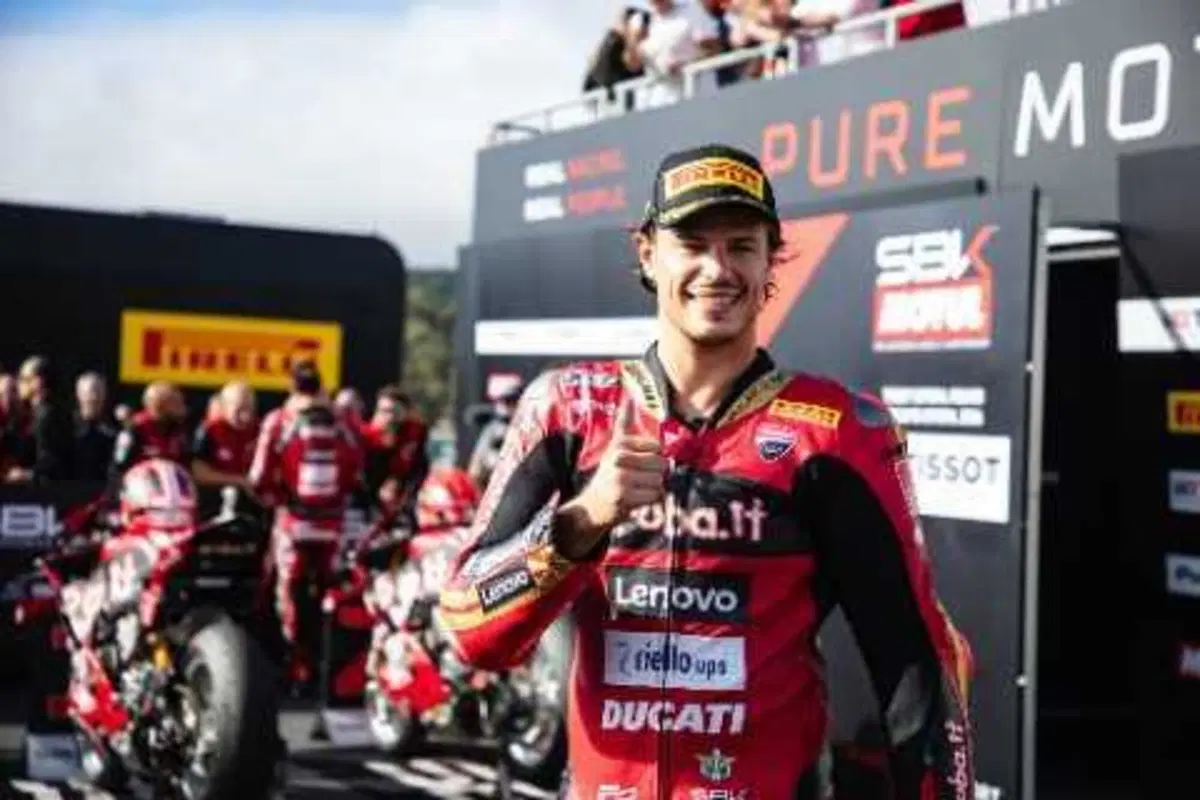 SBK, le pagelle dell’Estoril: ennesima lode a Nicolò Bulega [GALLERY] (2)