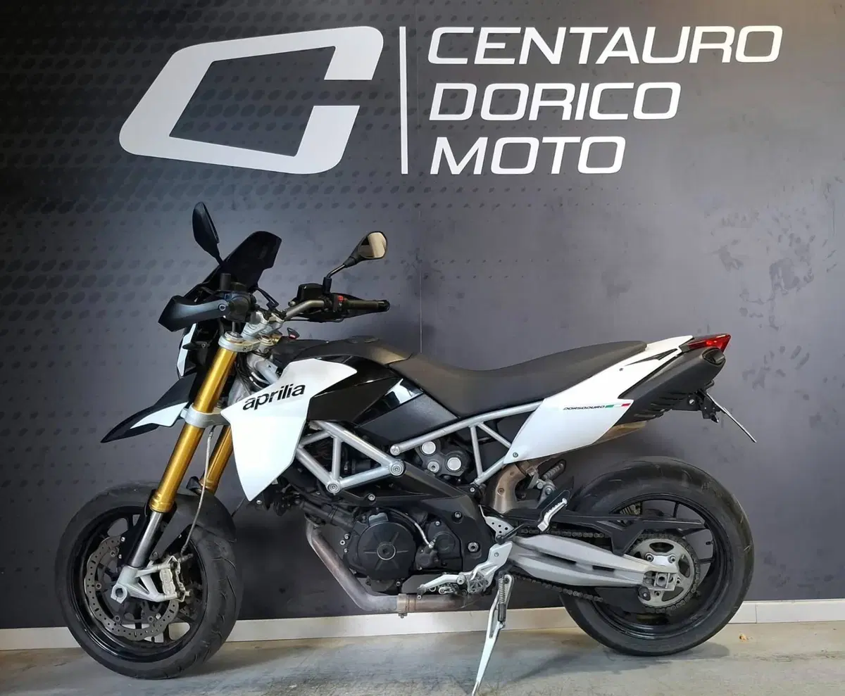 Aprilia Dorsoduro 750 (2009 - 14) (2)