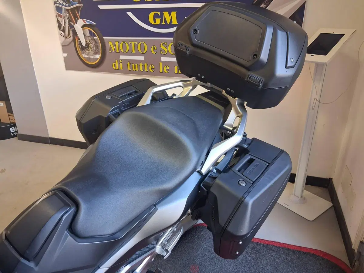 Honda Forza 750 DCT (2021 - 24) (3)