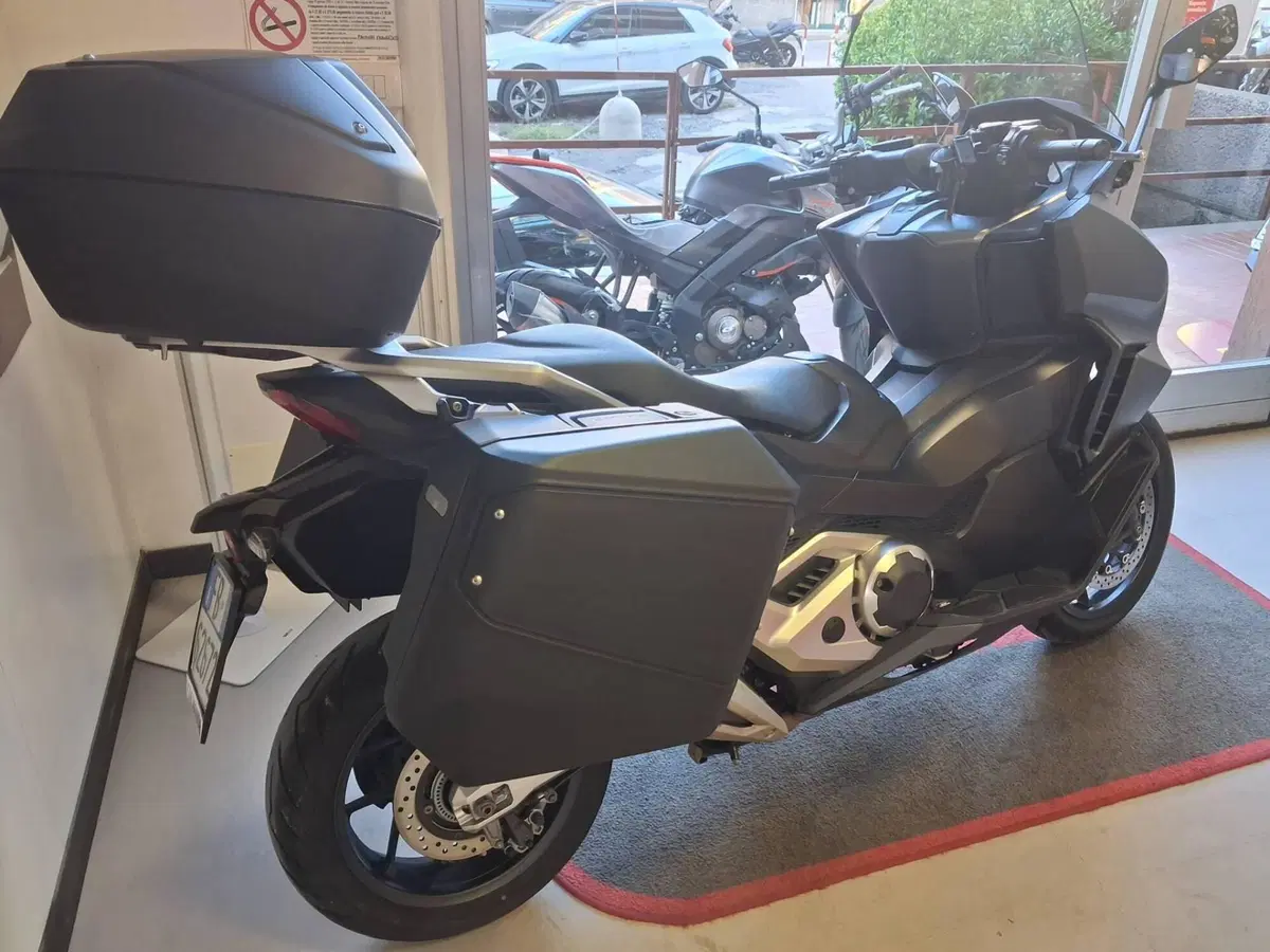 Honda Forza 750 DCT (2021 - 24) (7)