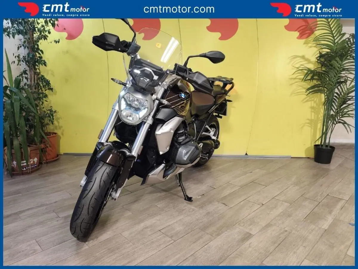 Bmw R 1250 R (2021 - 25) (2)