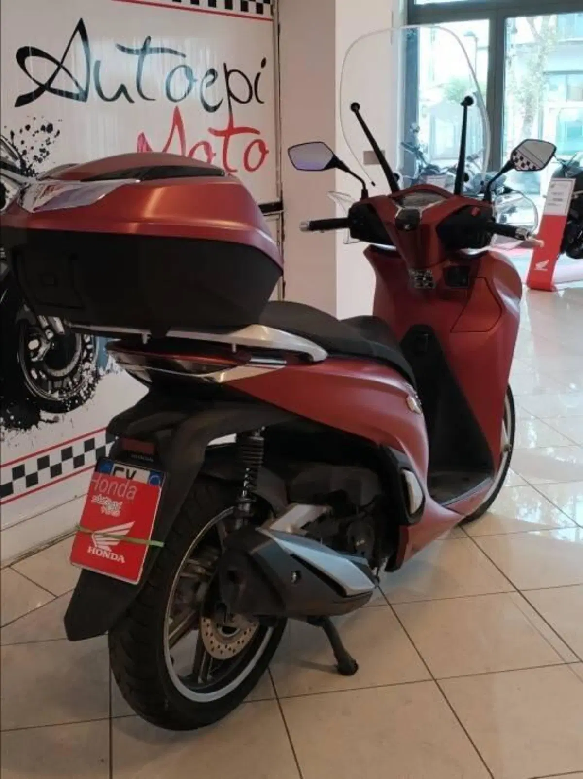 Honda SH 350 (2021 - 24) (2)