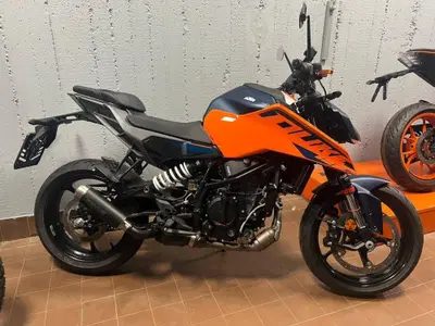 KTM 125 Duke (2024 - 25) nuova