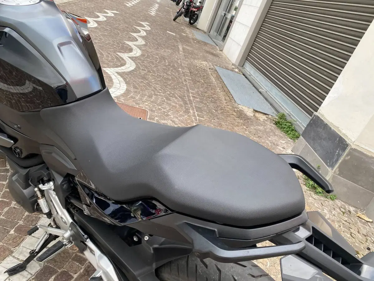 Bmw F 900 XR (2025 - 27) (5)