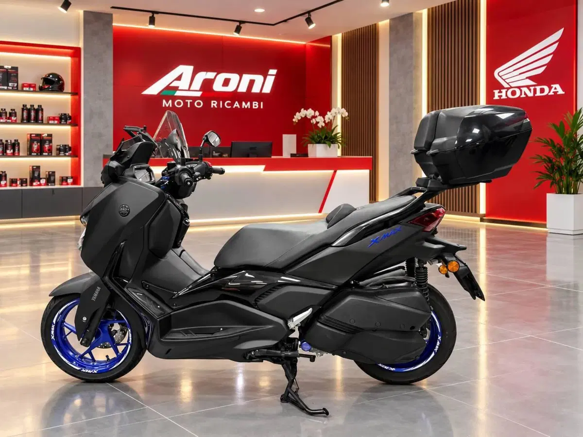Yamaha X-Max 300 (2021 - 24) (3)
