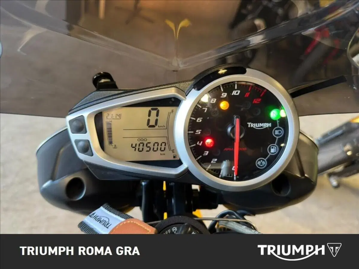 Triumph Speed 94 R (2015 - 16) (4)