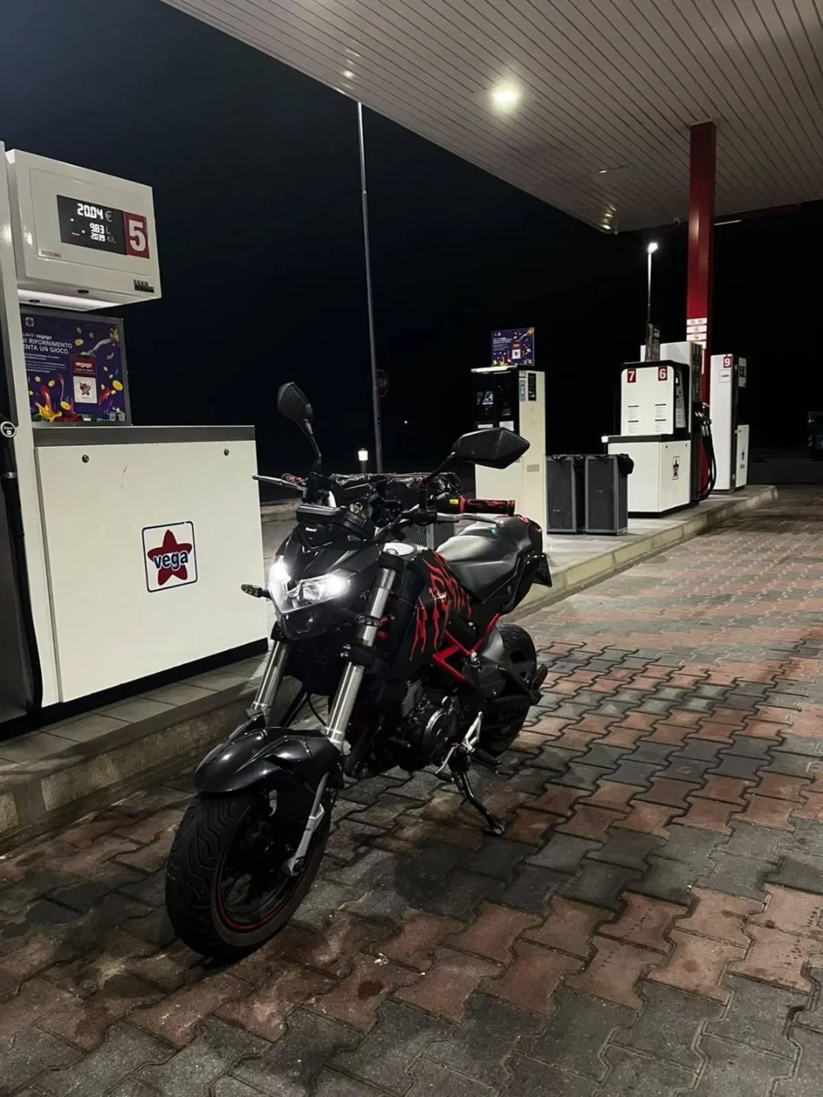 Benelli Tornado Naked T 135 (2017 - 18) (5)