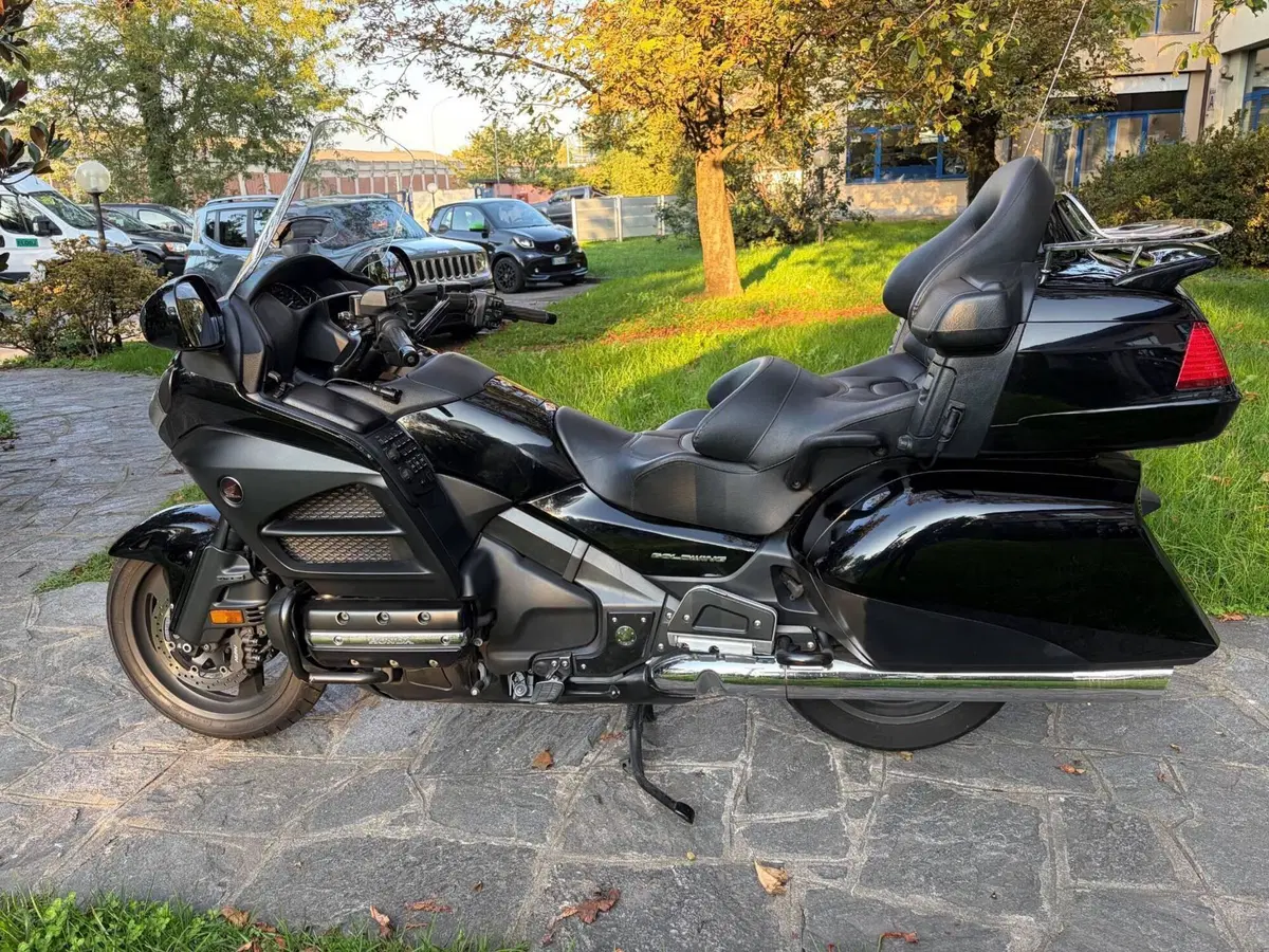 Honda GL 1800 Gold Wing (2012 - 17)