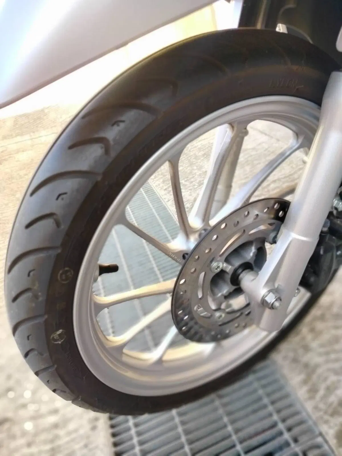 Honda SH 125 Mode (2021 - 23) (16)