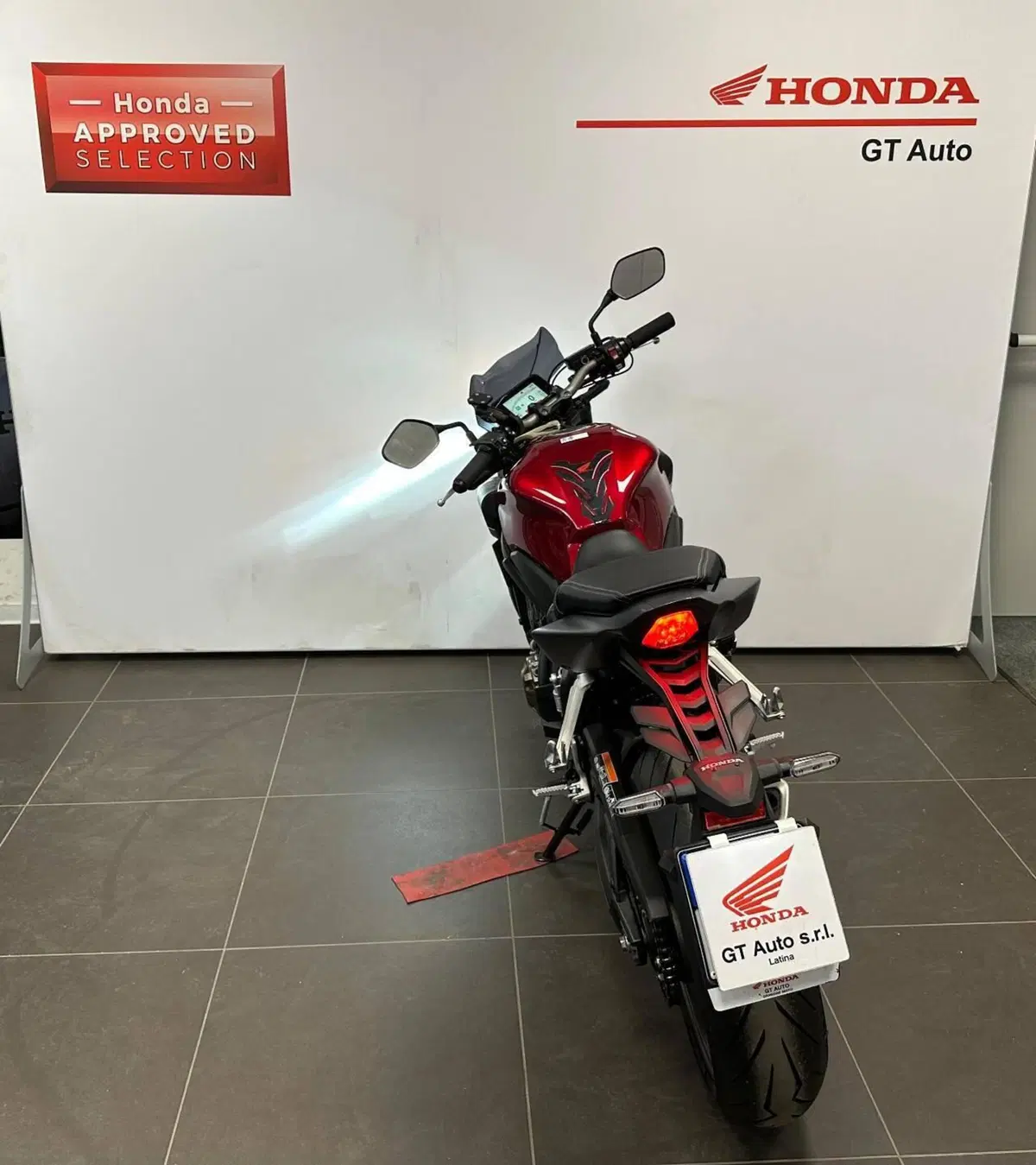 Honda CB 650 R E-Clutch (2024 - 26) (13)