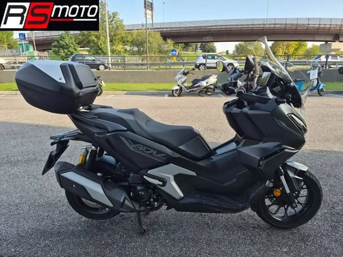 Honda ADV 350 Special Edition (2025 - 26) (2)