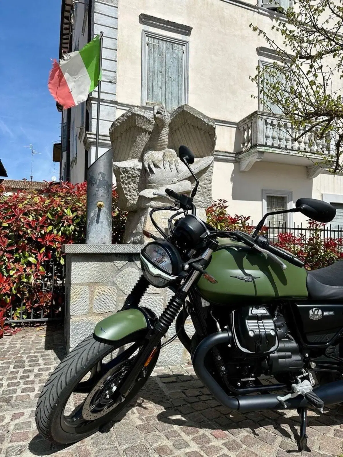 Vendo Moto Guzzi V7 Stone (2021 - 24) usata a Modena (codice 10133499 ...