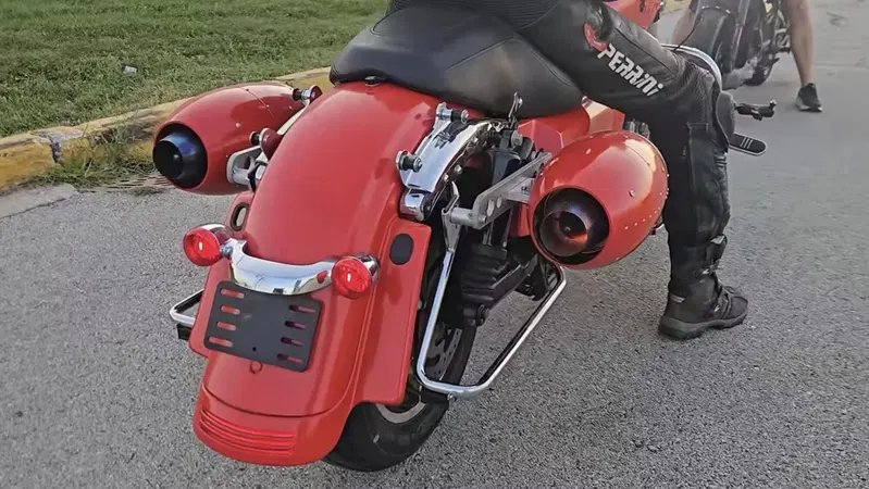 Harley-Davidson con motori a reazione!