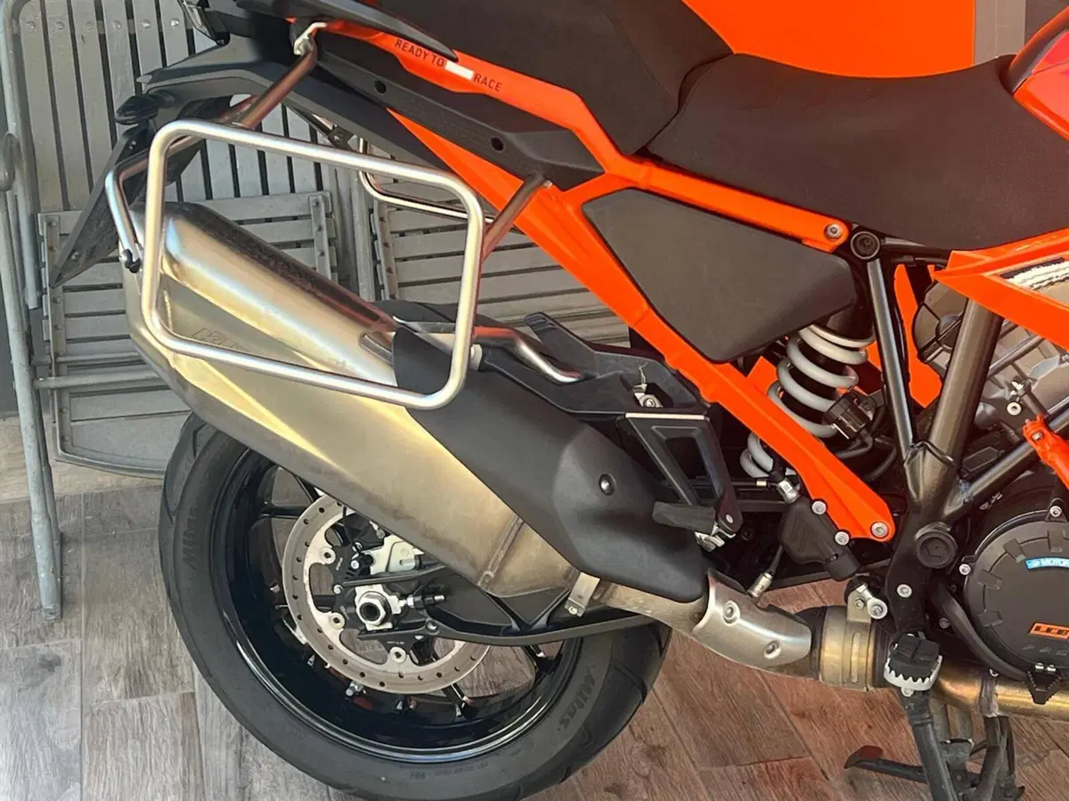 KTM 1290 Super Adventure S (2021 - 25) (2)