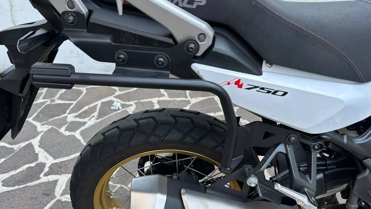 Honda Transalp XL750 Urban (2023 - 24) (15)