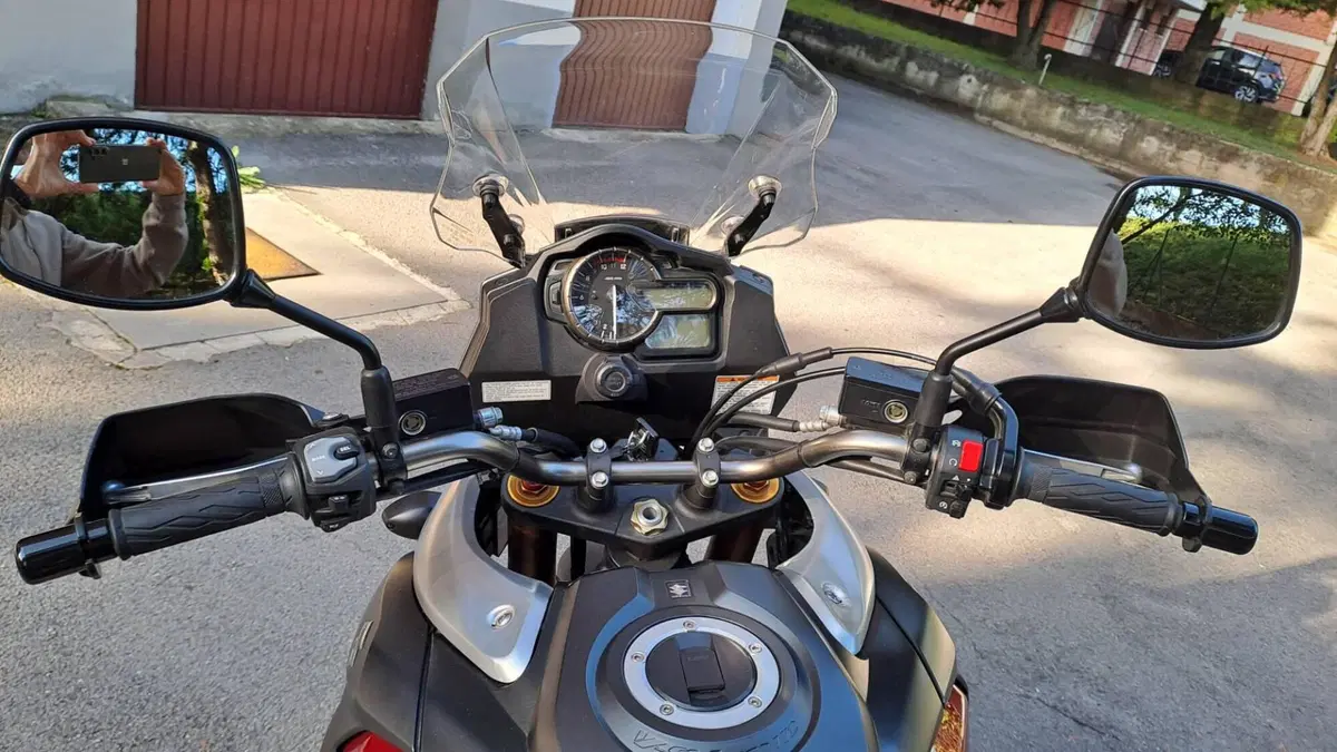 Suzuki V-Strom 1000 ABS (2014 - 17) (7)