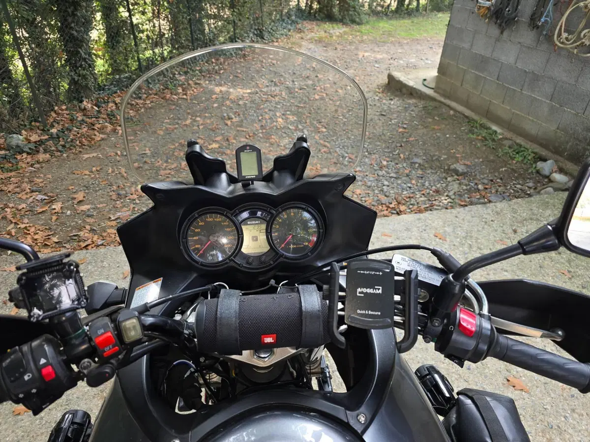 Suzuki V-Strom 650 Traveller ABS (2008 - 11) (4)