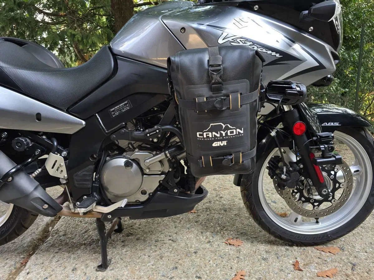 Suzuki V-Strom 650 Traveller ABS (2008 - 11) (10)