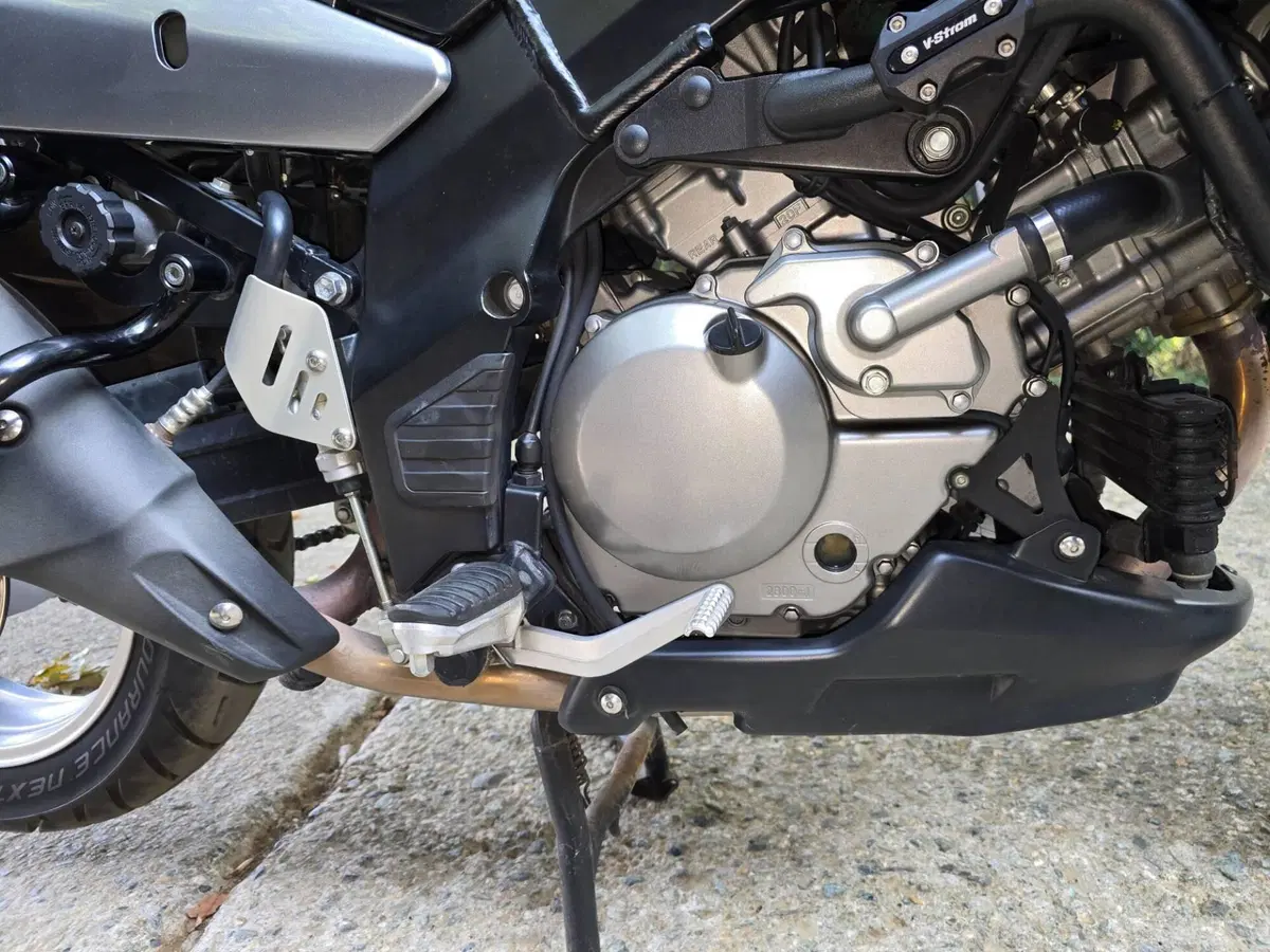 Suzuki V-Strom 650 Traveller ABS (2008 - 11) (11)