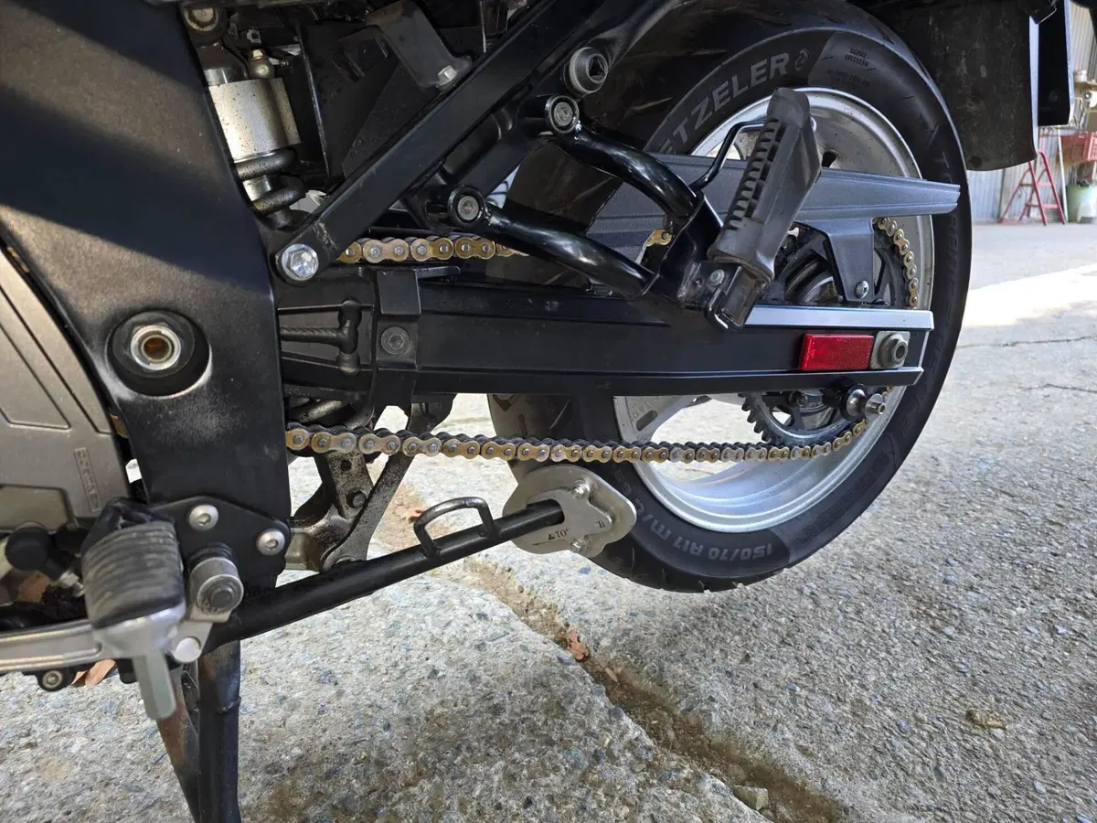 Suzuki V-Strom 650 Traveller ABS (2008 - 11) (14)
