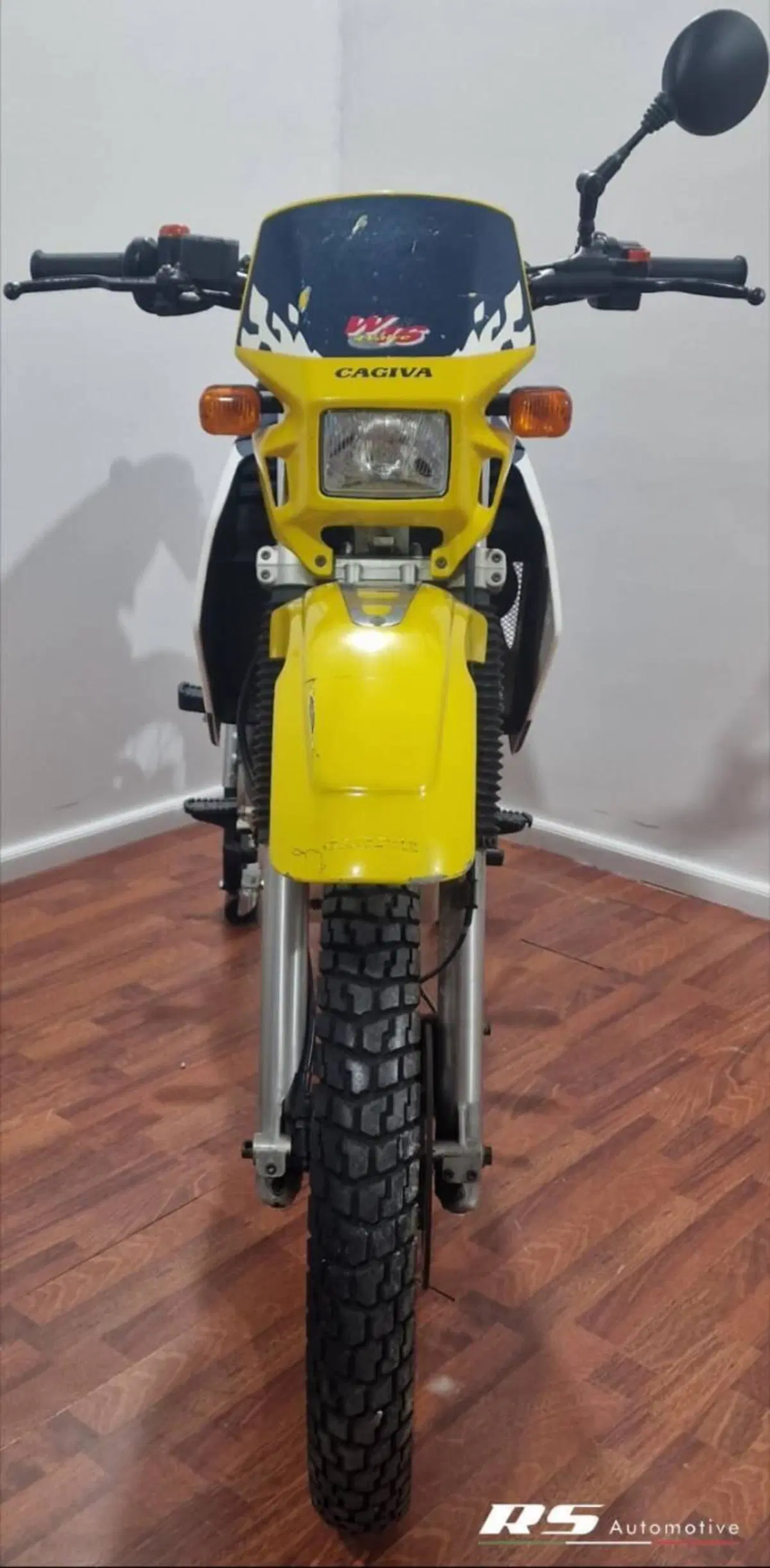Cagiva W16 (3)