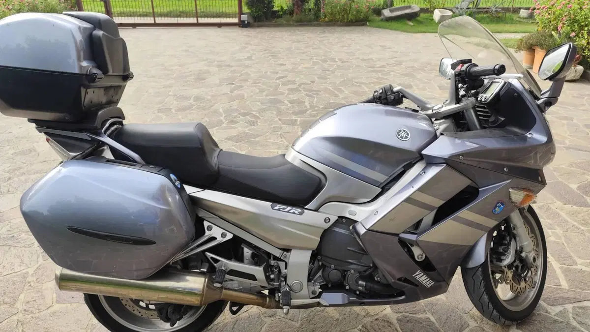 Yamaha FJR 1300 A (2006 - 12) (6)