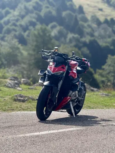 Ducati Streetfighter V2 (2022 - 24) usata