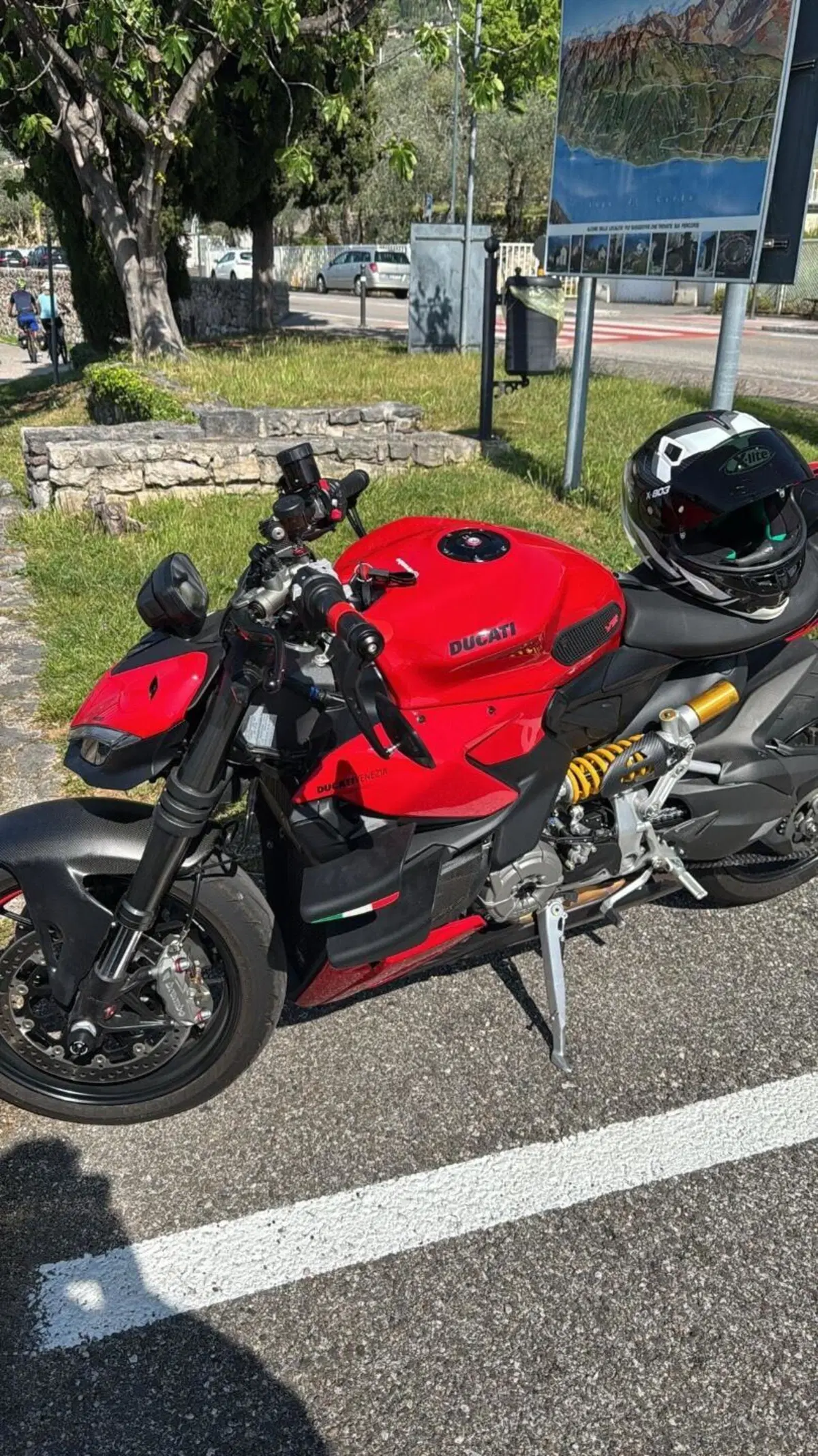 Ducati Streetfighter V2 (2022 - 24) (2)