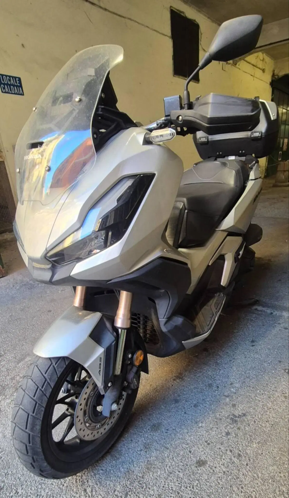 Honda ADV 350 (2022 - 24) (4)