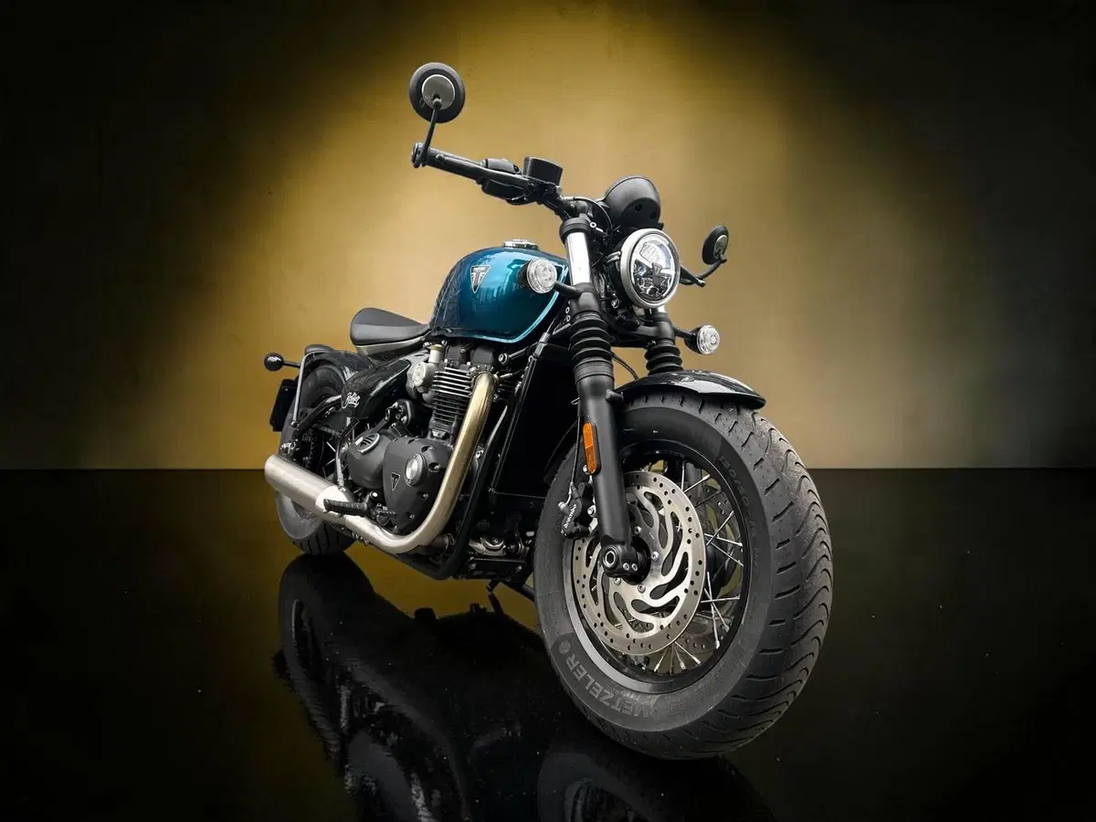 Triumph Bonneville Bobber 1200 (2026) (4)