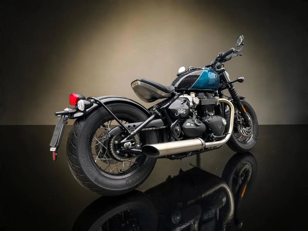 Triumph Bonneville Bobber 1200 (2026) (7)